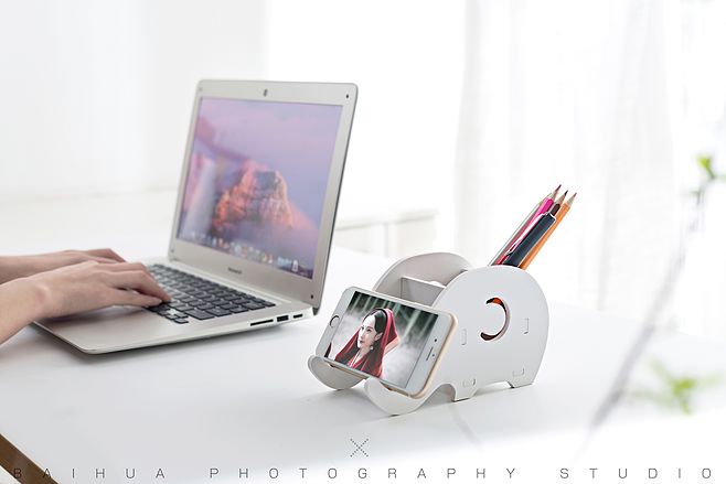 手機(jī)支架 工業(yè)設(shè)計賦能下的文化用品新形態(tài)